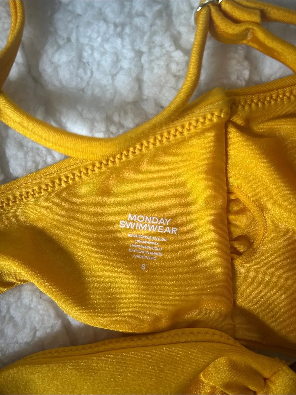 Monday Swimwear Costa Rica Top Mango Shiny